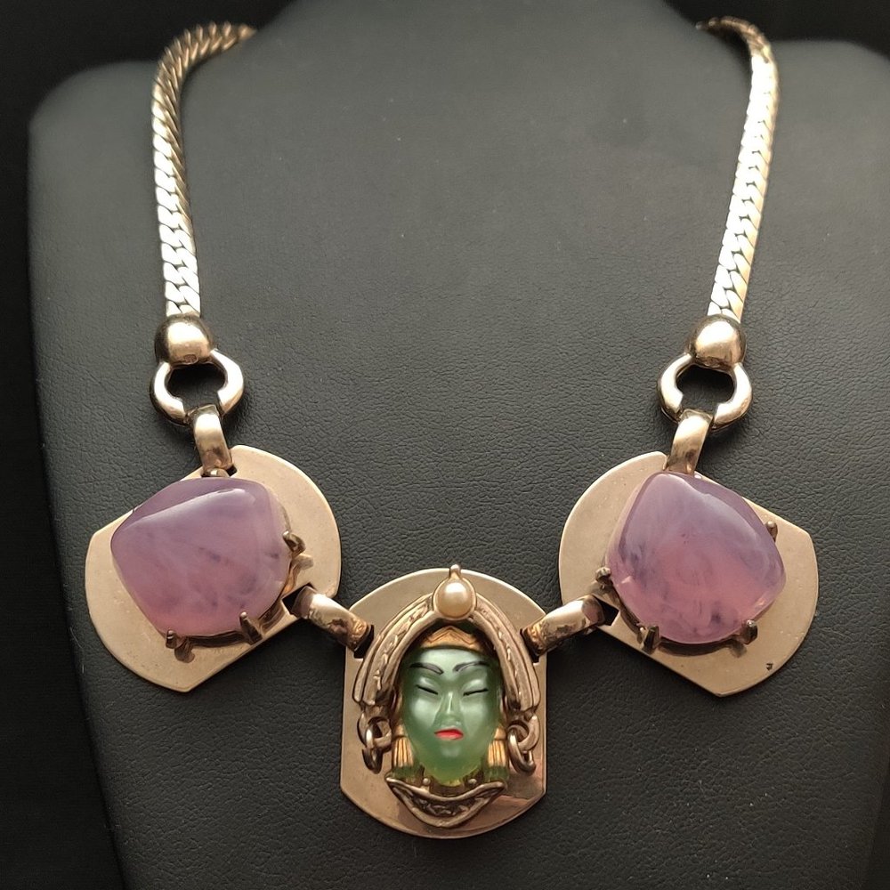 Vintage Selro Selini Asian Princess Necklace Green